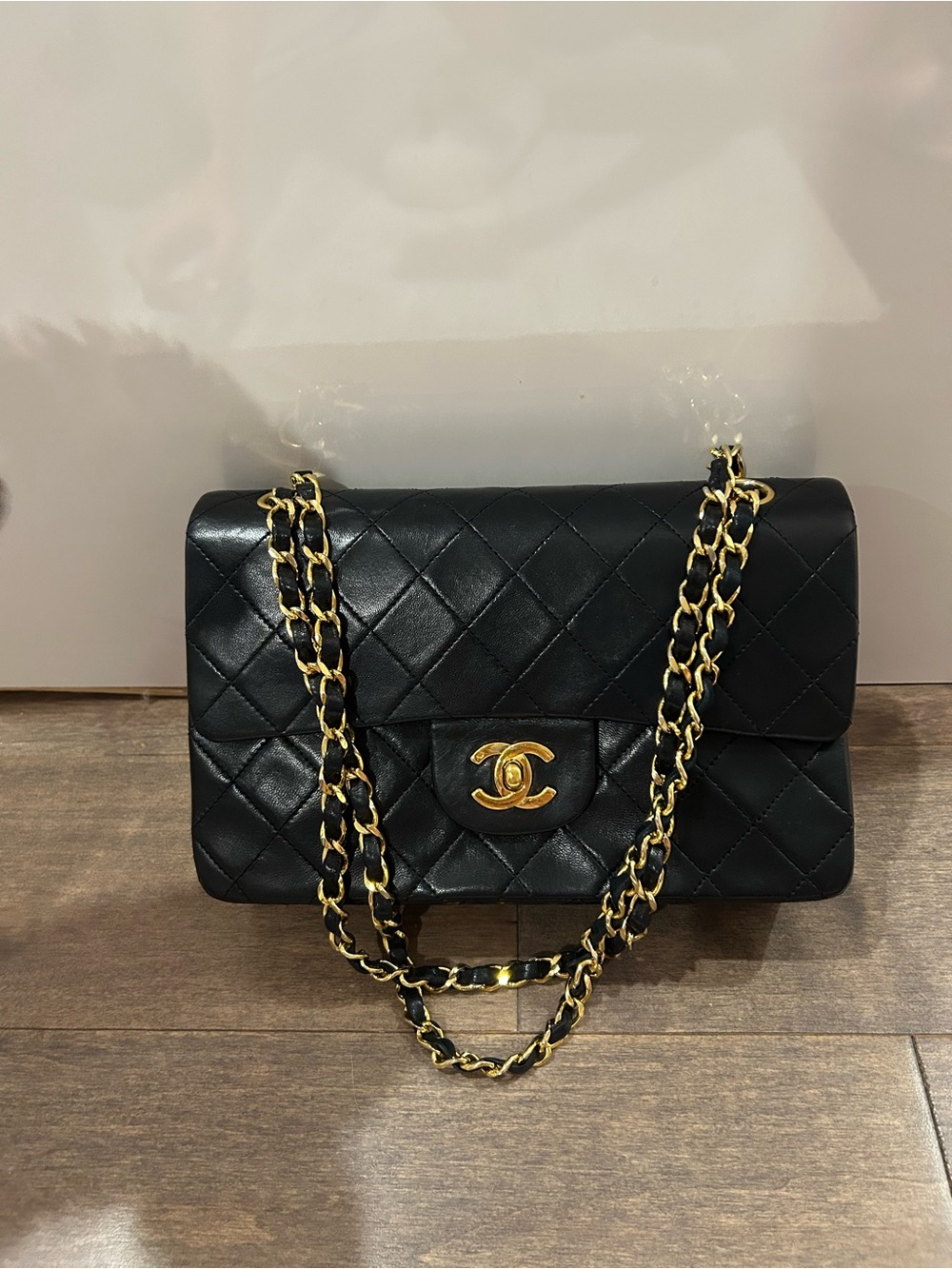 Classic Vintage Small Flap bag
